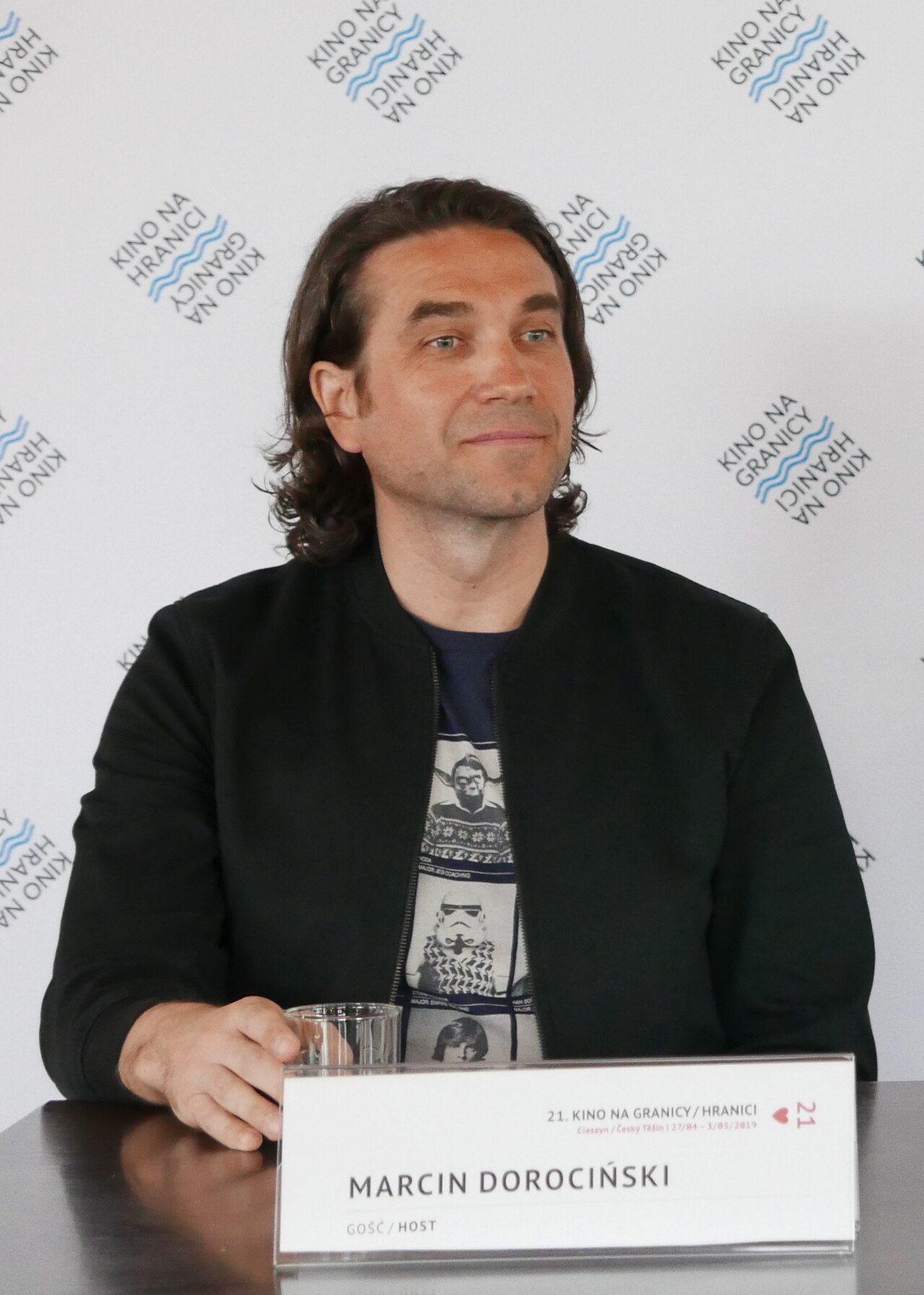 Marcin Dorociński, aktor, podczas festiwalu filmowego Kino na Granicy w Cieszynie, 27 kwietnia 2019 r. Zdjęcie archiwalne; nie przedstawia opisywanego zdarzenia Plik bez zmian redakcyjnych; miniatura dopasowana do układu strony.